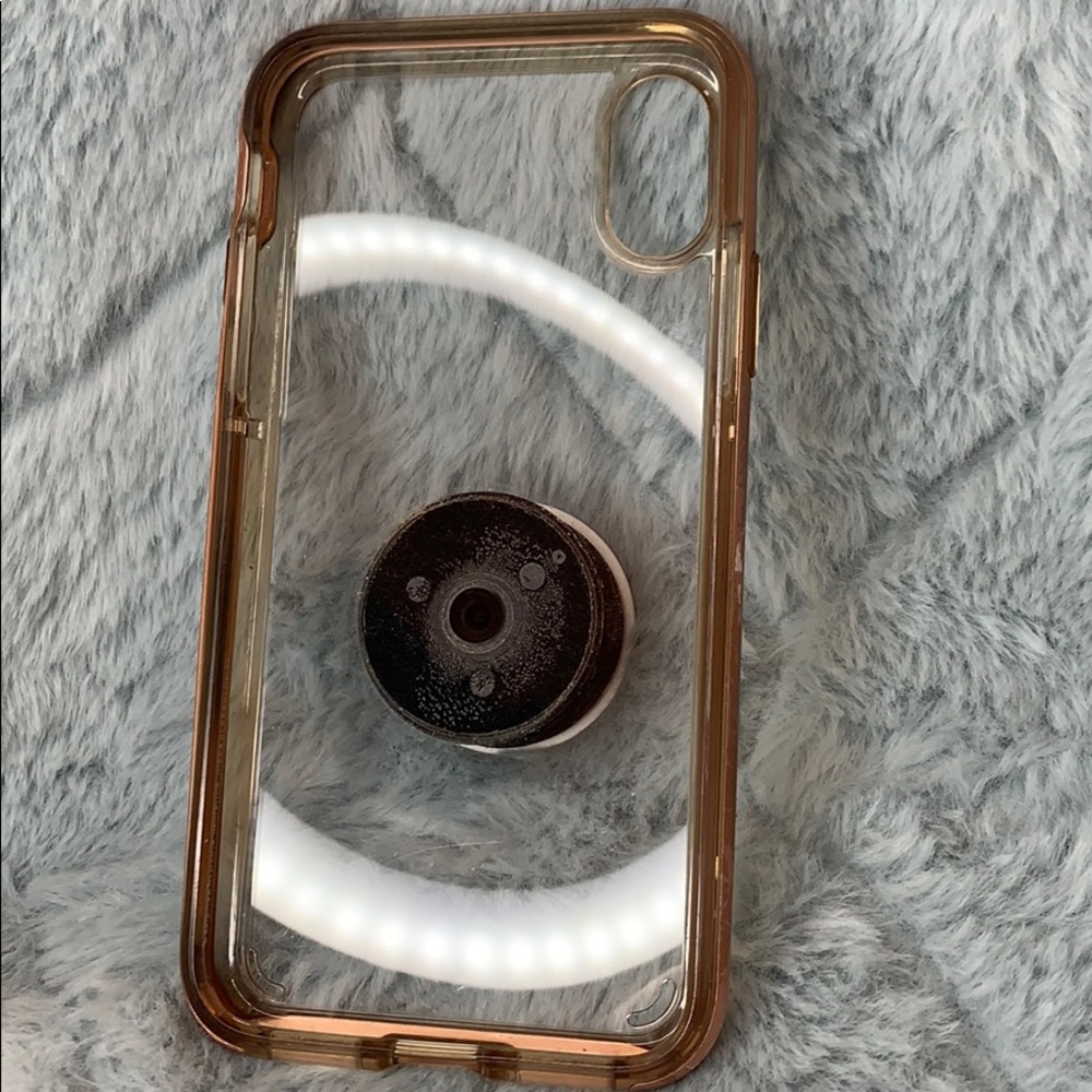 2 iPhone XS cases - Picture 6 of 8